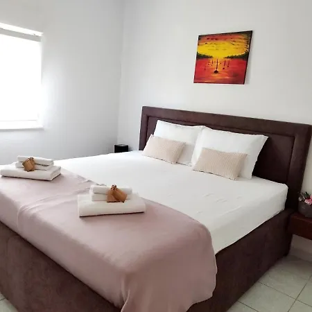 Apartman Iris *