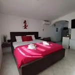 Iris Apartman *