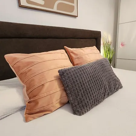 Iris Apartament Vir