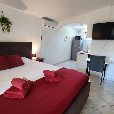 Apartament Iris Vir
